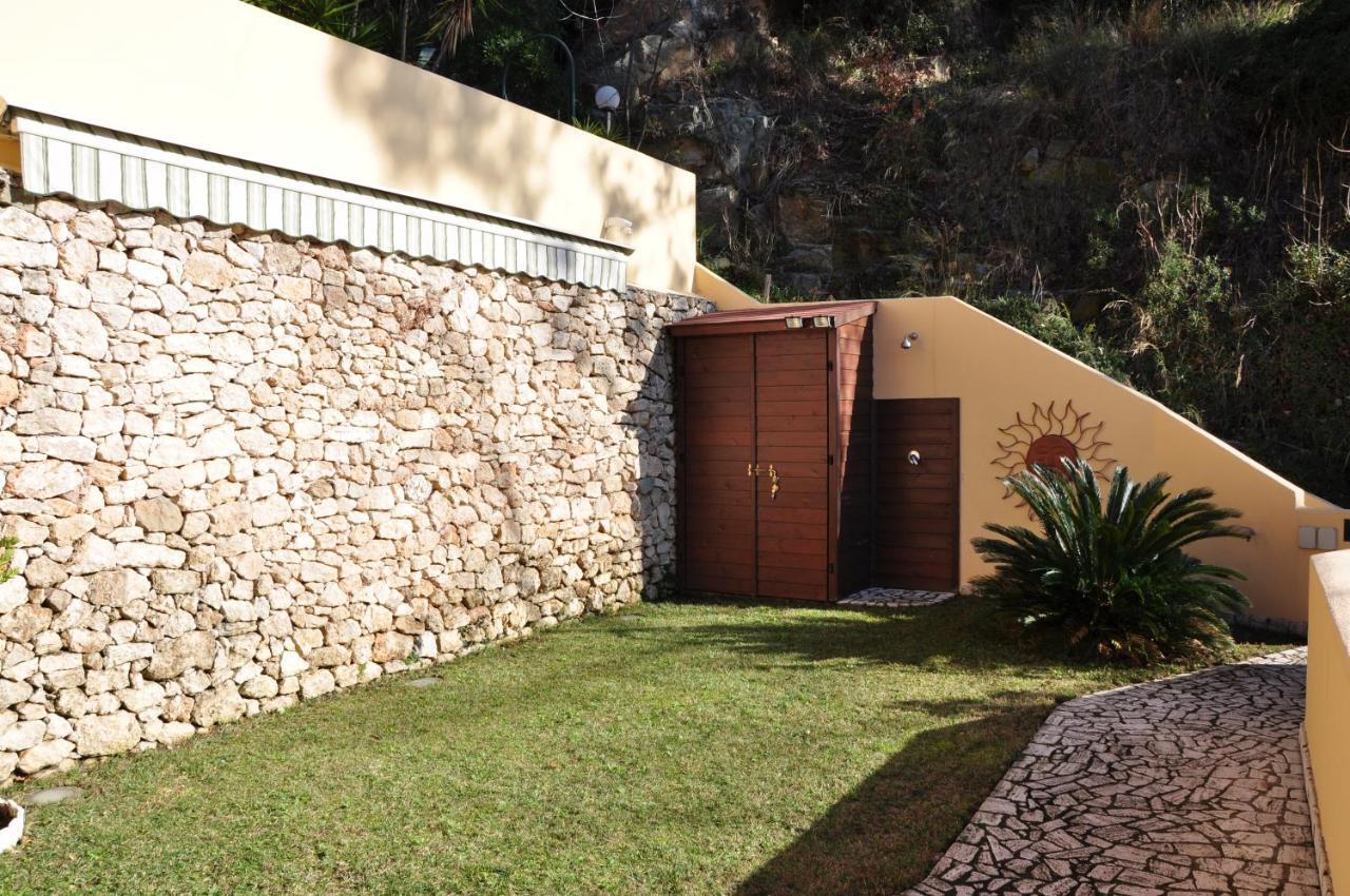 Una Spettacolare Vista Mare - Casa Con Jacuzzi Bergeggi Exterior foto